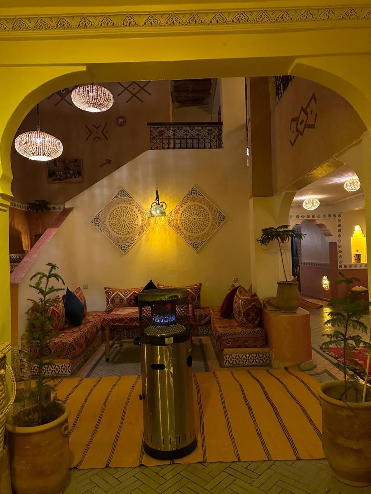Auberge Tissadrine Akhendachou n'Ait Ouffi Exteriér fotografie
